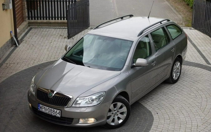 Skoda Octavia cena 23900 przebieg: 189000, rok produkcji 2010 z Mirosławiec małe 232